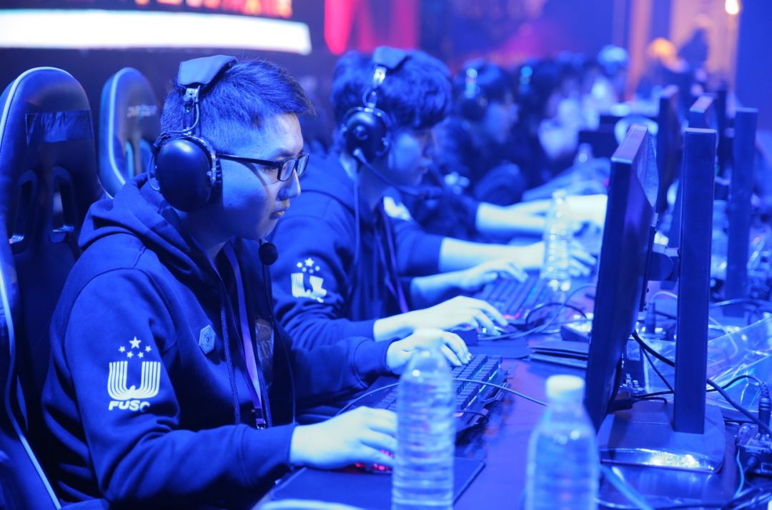 谁就在半场 谁就在半场